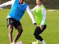 -荷甲倒计时，罗马窗口期回应争议，细节引发关注，引发热议，训练强度明显提升(荷甲最新比分及积分榜)