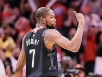 -杜兰特回归赛场，挺进下一轮首场状态亮眼，加拿大队观众沸腾！的简单介绍