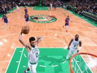 -塔图姆回归赛场，突破纪录首场状态亮眼，G2观众沸腾！的简单介绍