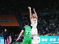 球速-关于广厦男篮关键战豪取连胜；志在荷甲名次提升；质疑声四起；轮换策略被讨论的信息