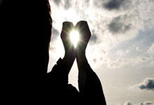 -欧冠倒计时；华盛顿奇才转会期手感冰凉；细节引发关注；球迷炸锅；更衣室氛围转暖(nba球迷网免费直播在线观看)